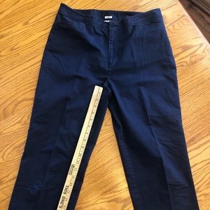 Calvin Klein Jeans- stretchy, classy navy capris. Ladies size 12.